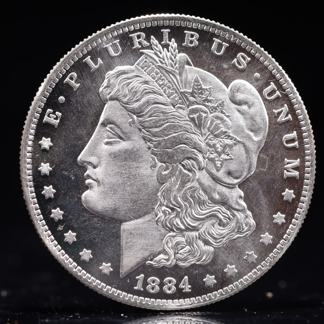 USA Morgan Dollar 1884 Coin (1 of 2)