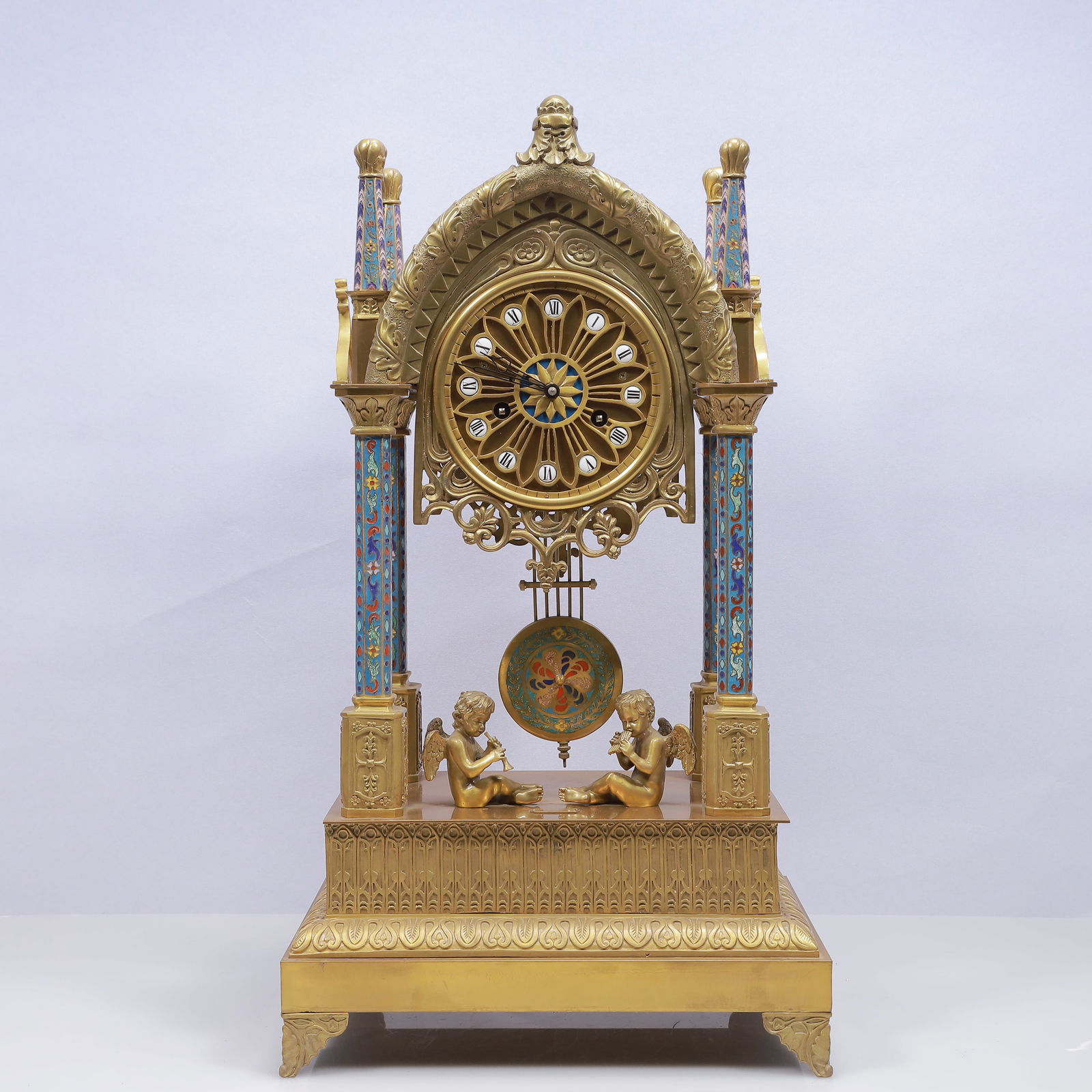 An Exquisite Cloisonne Figure Pattern Table Clock Ornament (1 of 12)