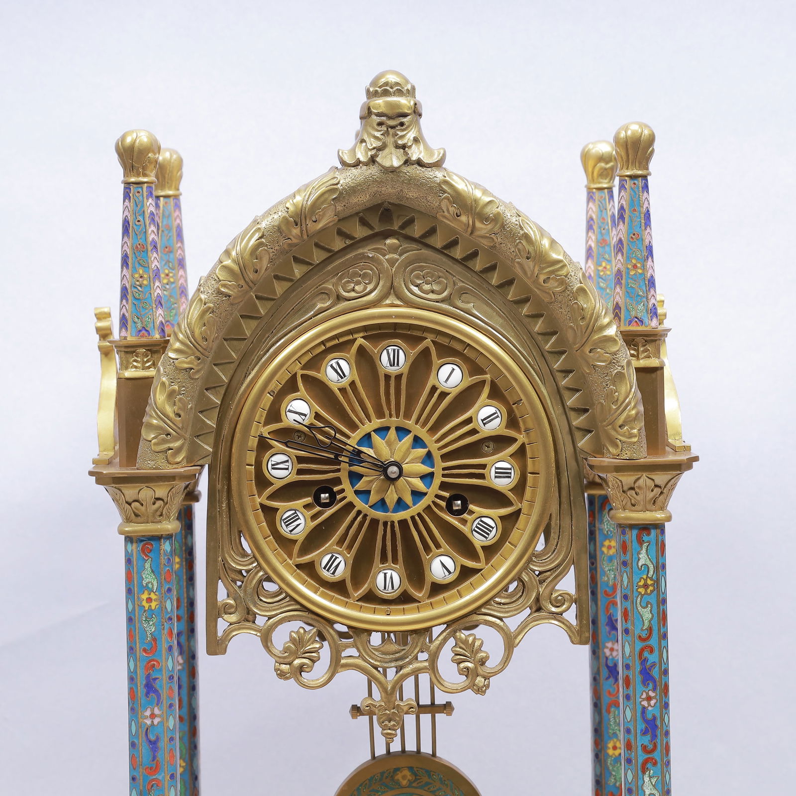 An Exquisite Cloisonne Figure Pattern Table Clock Ornament - 2