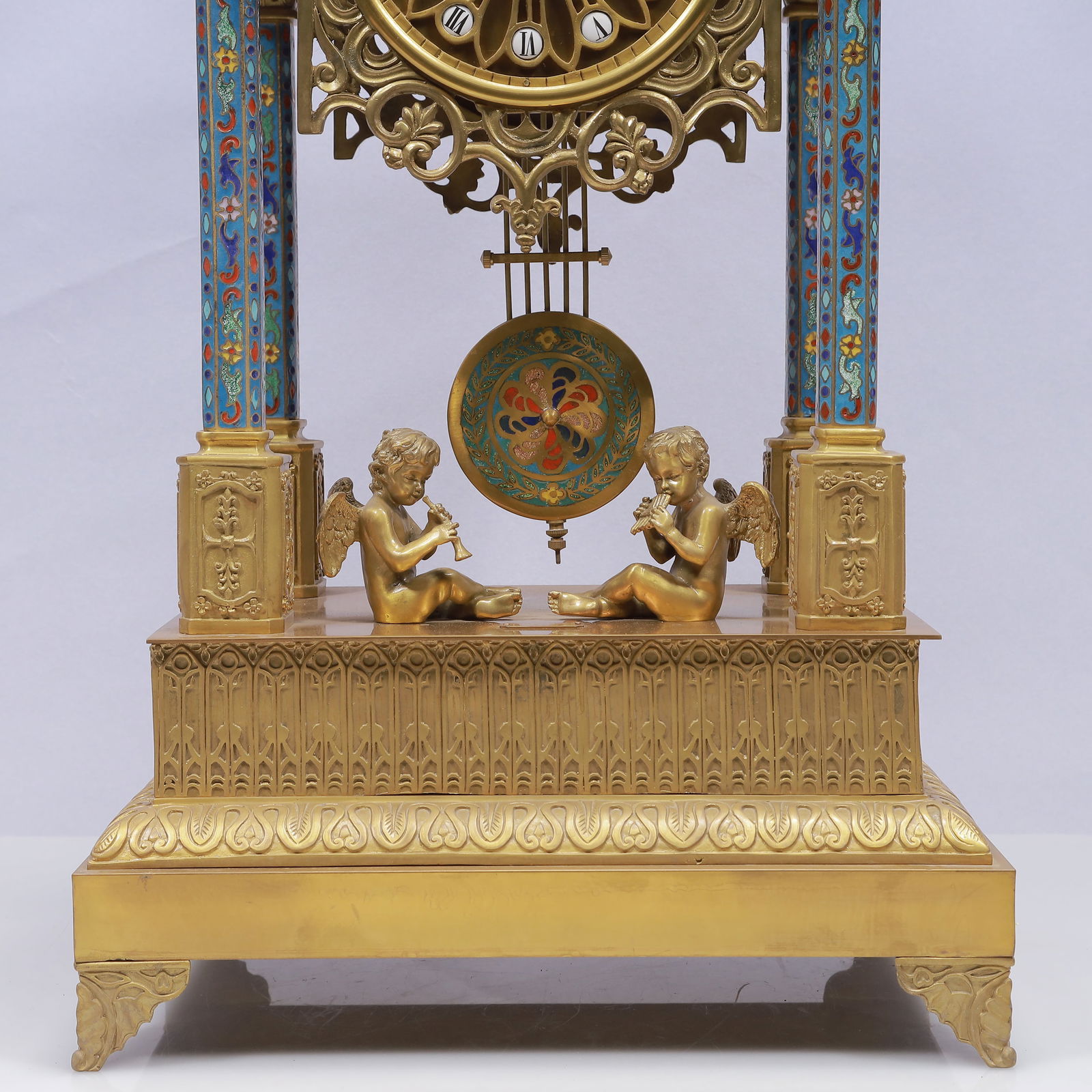 An Exquisite Cloisonne Figure Pattern Table Clock Ornament - 3