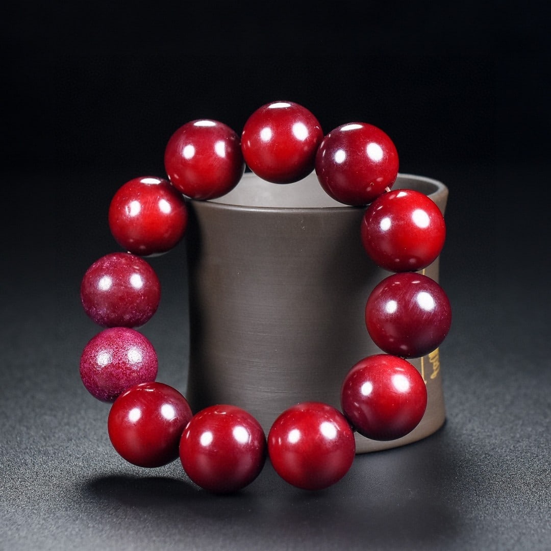 An Exquisite White Jade Bracelets - 2
