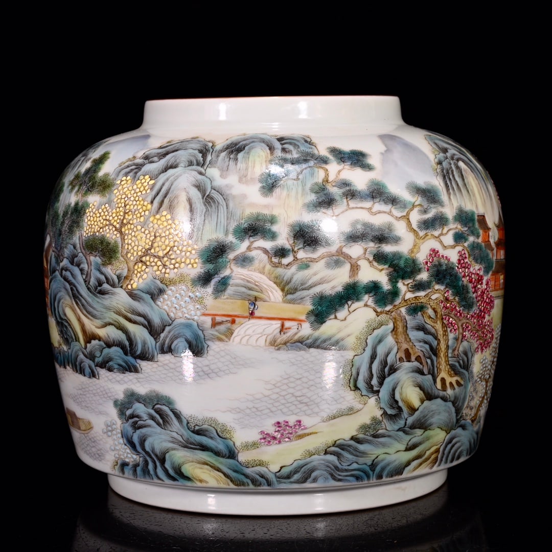 An Exquisite Light Crimson Color Landscape and Figure Pattern Jar: An Exquisite Light Crimson Color Landscape and Figure Pattern Jar,Qing Dynasty,China,Qianlong Six-character Mark,Size:6.3inx7.5in 浅绛彩山水人物纹಻