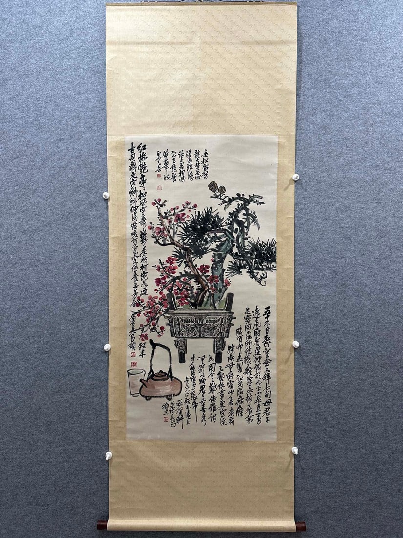 A Chinese Vertical Scroll Ink Painting of Flower on Paper: A Chinese Vertical Scroll Ink Painting of Flower on Paper,Wu Changshuo,Size:26.6inx53.3in 一幅中国水墨花卉画立轴,吴昌Ĵ