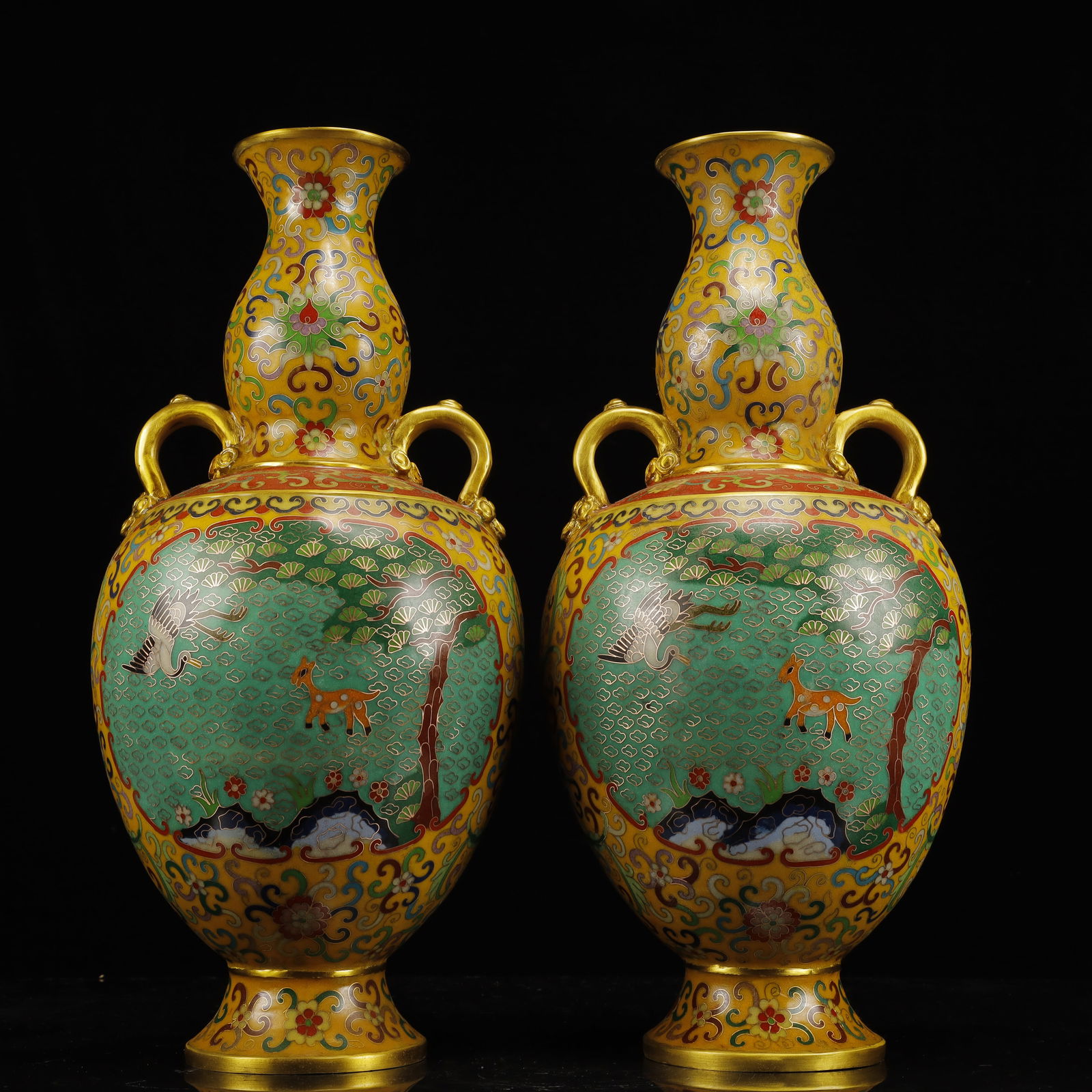 A Pair of Rare Cloisonne Pine,Crane and Deer Pattern Double-Ears Vases (1 of 15)