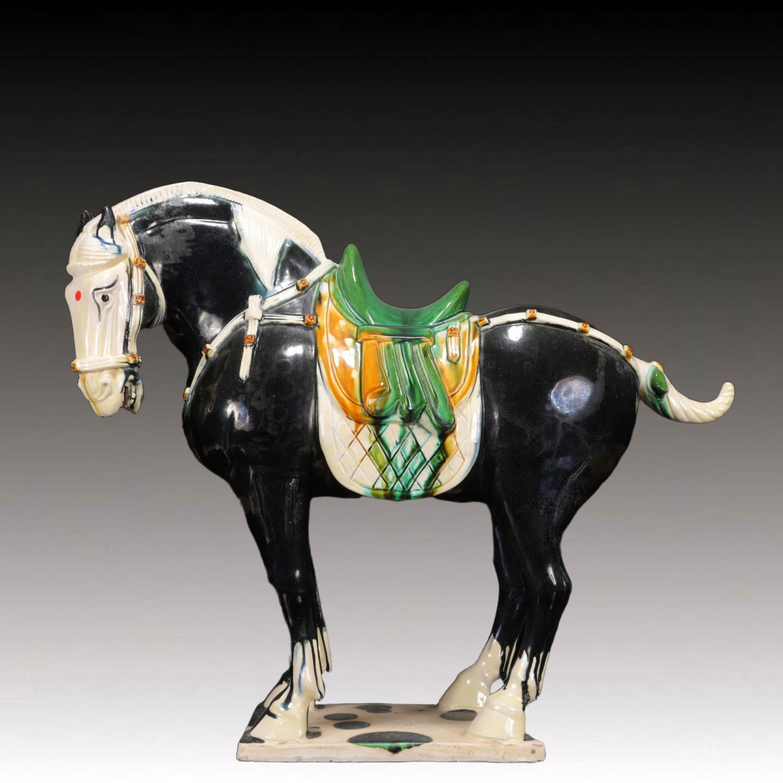 An Rare Tang Tri-Color Glazed Pottery Horse Ornament (1 of 15)