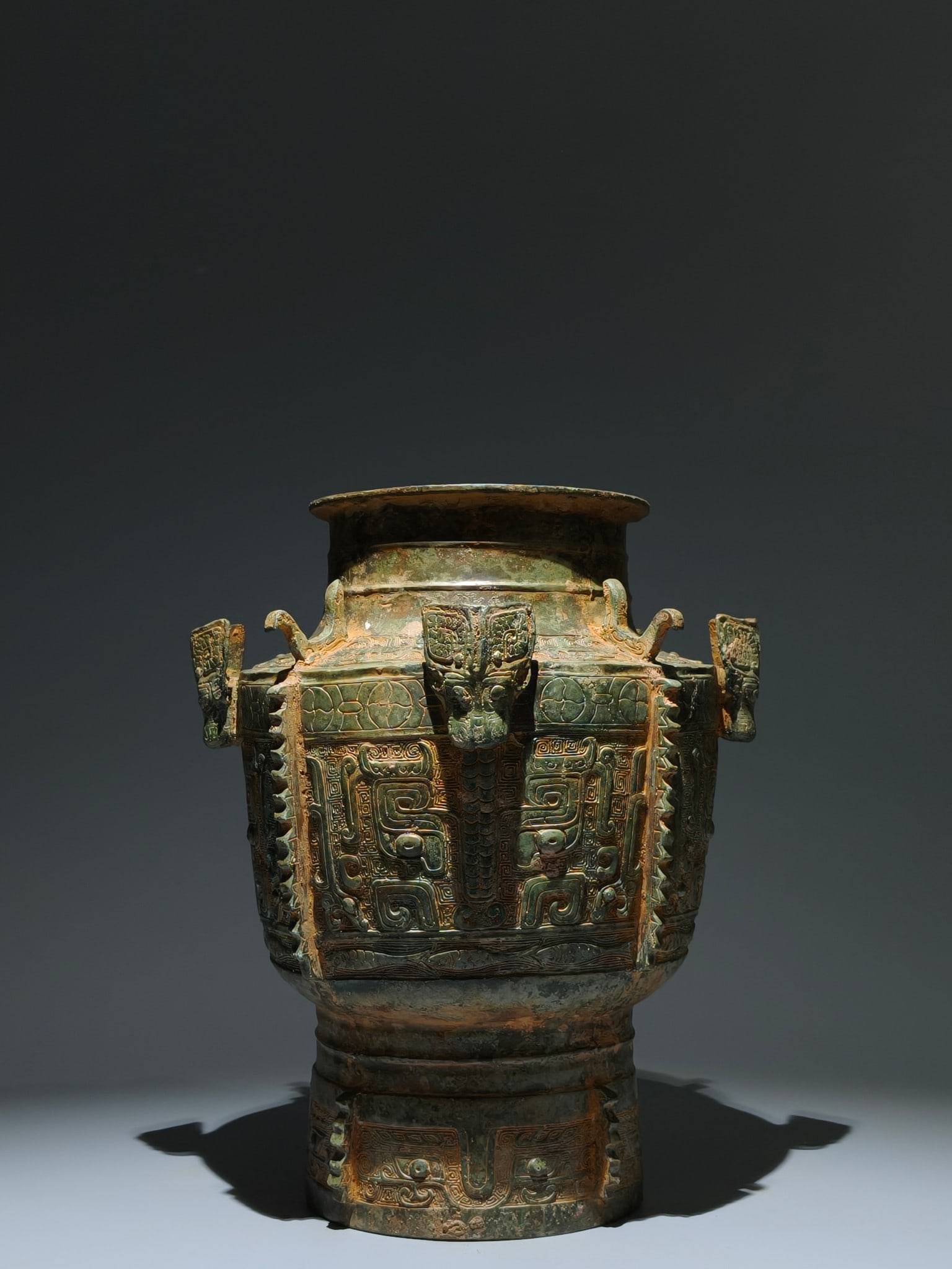 An Archaic Bronze Beast-Face Pattern Jar - 3