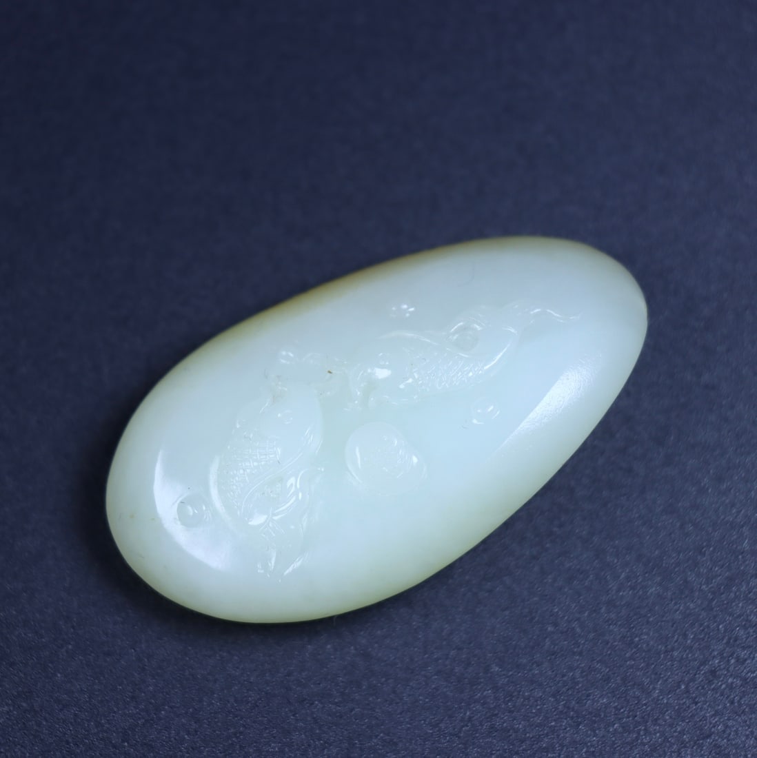An Exquisite White Jade Fish Pattern Pendant - 7