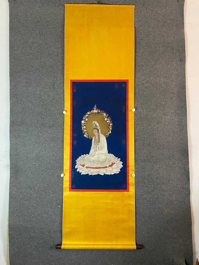 A Chinese Vertical Scroll Ink Painting of Figure on Silk (1 of 9)