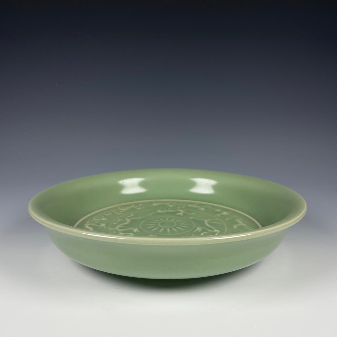 An Exquisite Longquan yao the Twelve Chinese Zodiac Signs Pattern Plate (1 of 9)