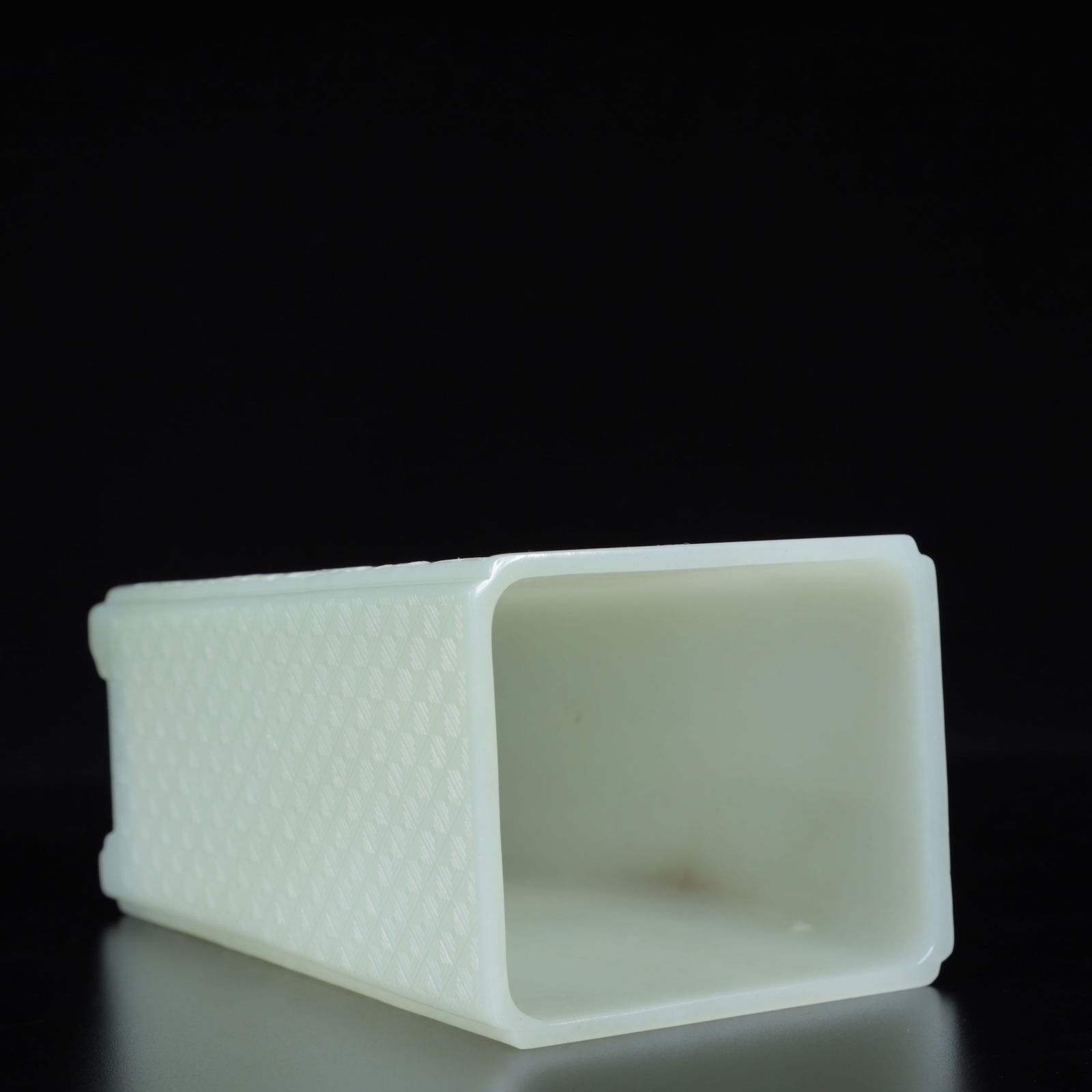 An Exquisite White Jade Flower Pattern Brush Pot - 12