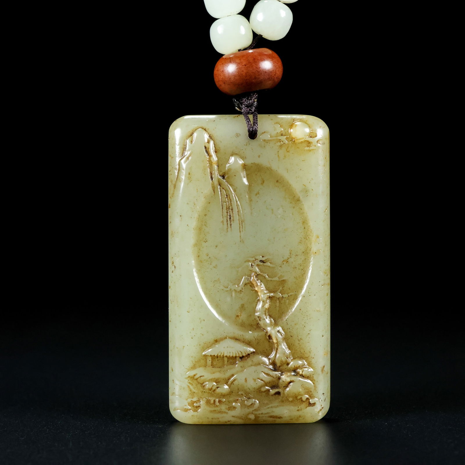 An Exquisite White Jade Landscape Pattern Pendant - 3