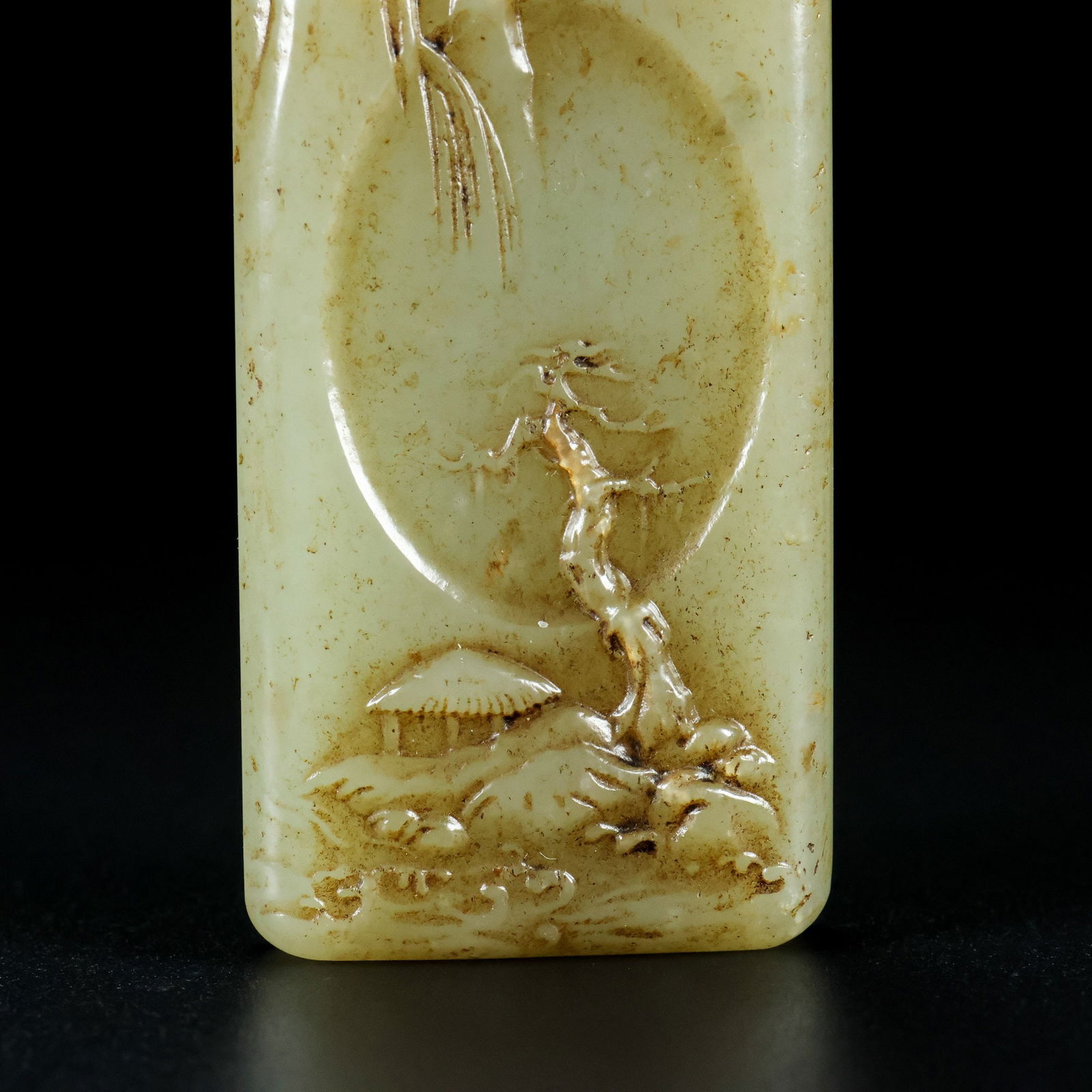 An Exquisite White Jade Landscape Pattern Pendant - 7