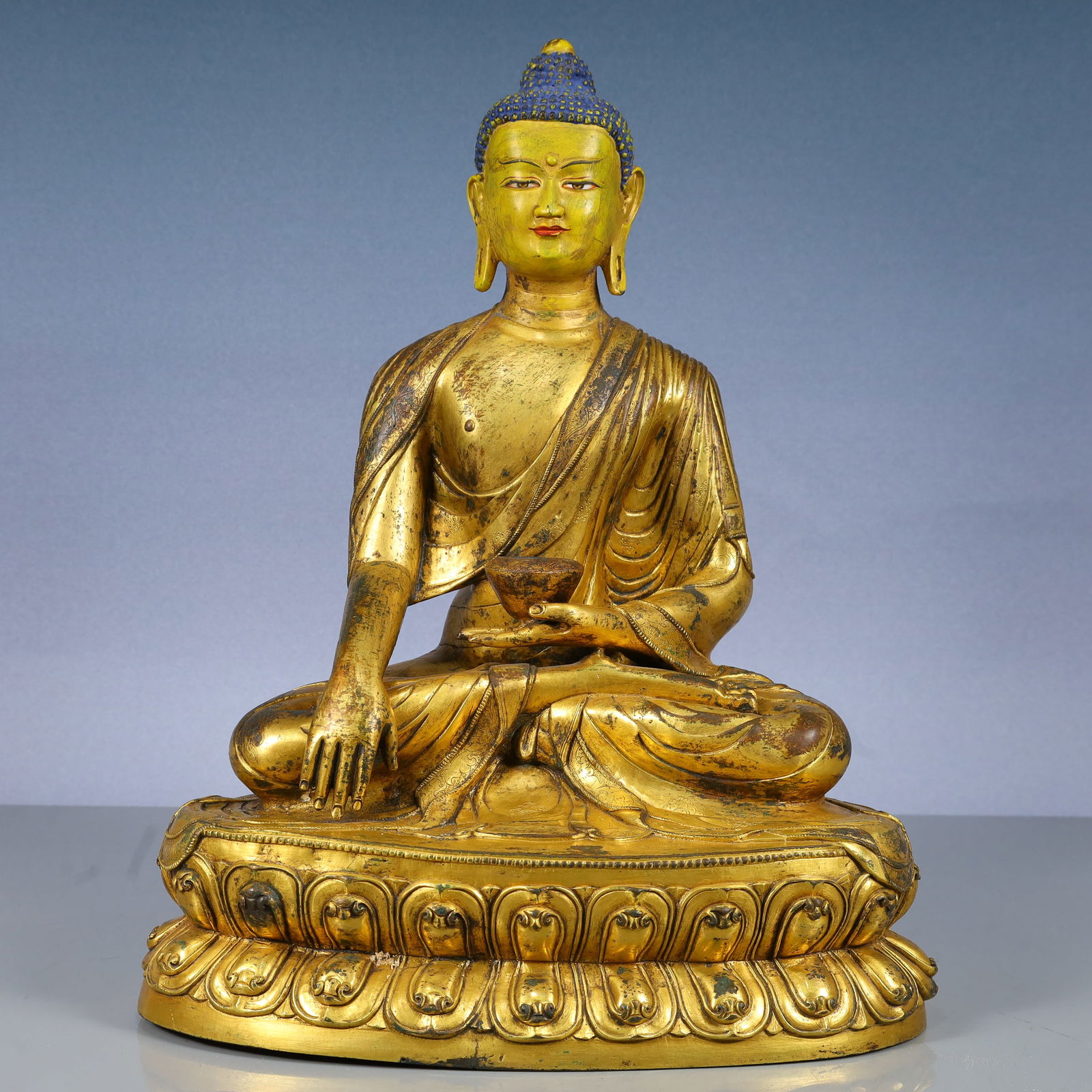 A Solemn Gilt Bronze Statue of Sakyamuni (1 of 13)