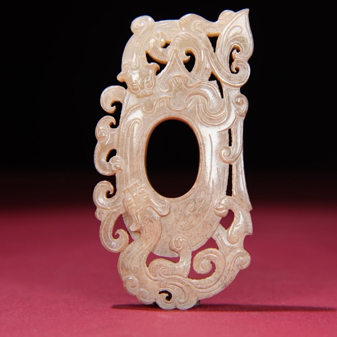 An Exquisite White Jade Chi-Dragon Pattern Pendant (1 of 9)