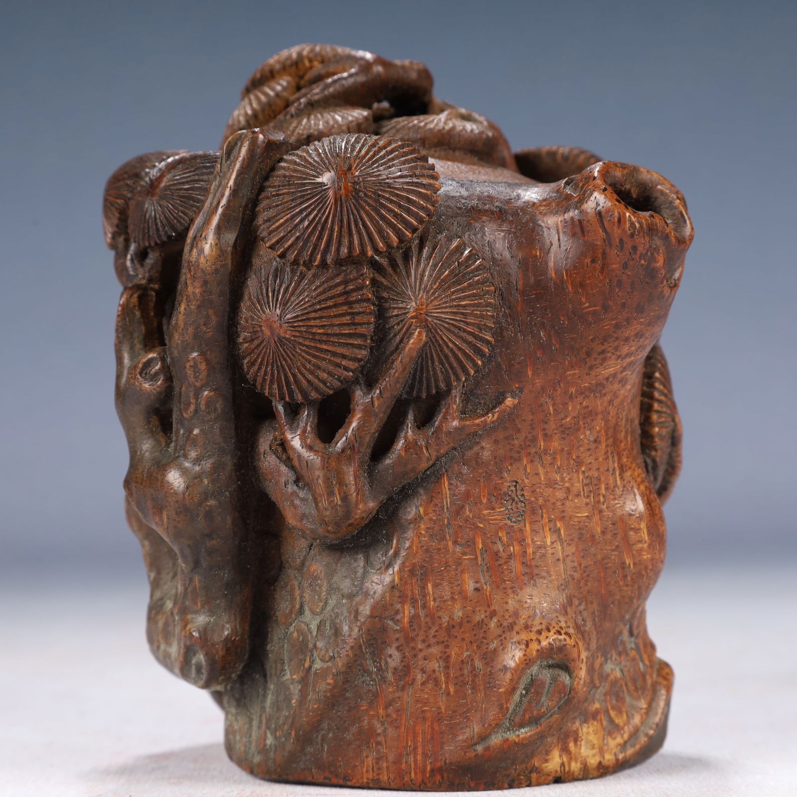 An Exquisite Bamboo Pine Pattern Teapot - 2