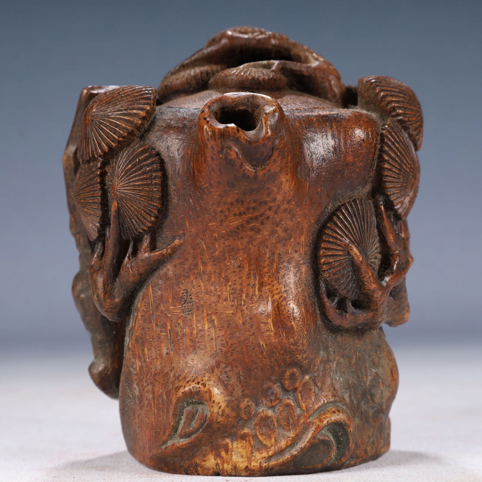 An Exquisite Bamboo Pine Pattern Teapot - 3