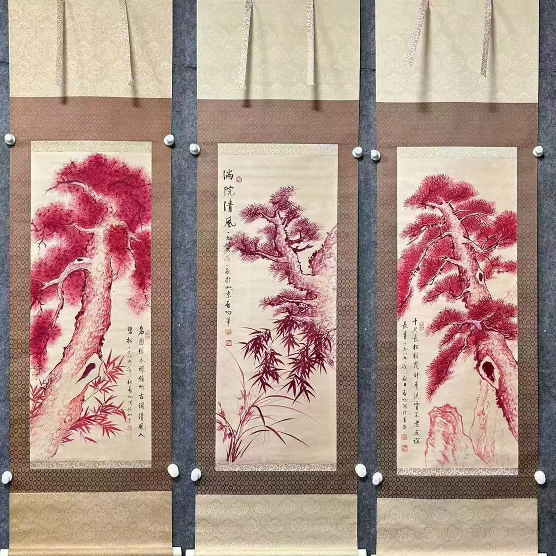 A Set of Chinese Vertical Scroll Ink Painting of Pine on Paper: A Set of Chinese Vertical Scroll Ink Painting of Pine on Paper,Qi Gong,Size:15.7inx39.4in*3 一套中国水墨松画立轴,启功