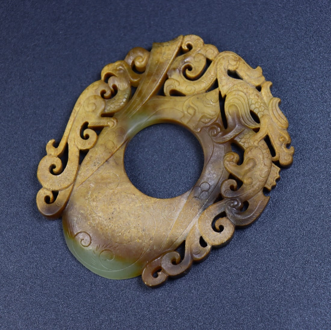 An Exquisite Seed Material Chi-Dragon Pattern Pendant - 5