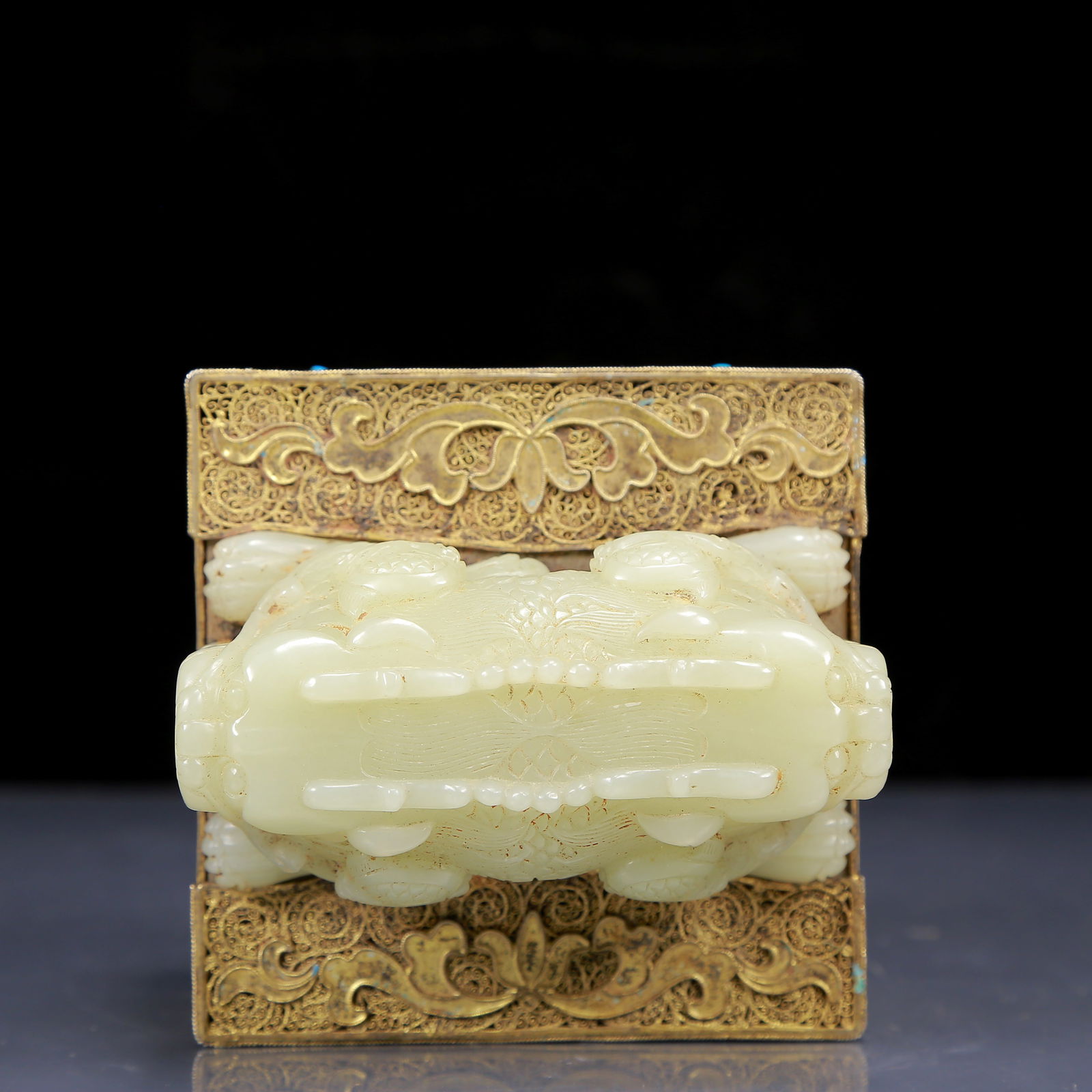 An Exquisite White Jade Gilt Bronze Inlaid Turquoise Dragon Pattern Seal - 9