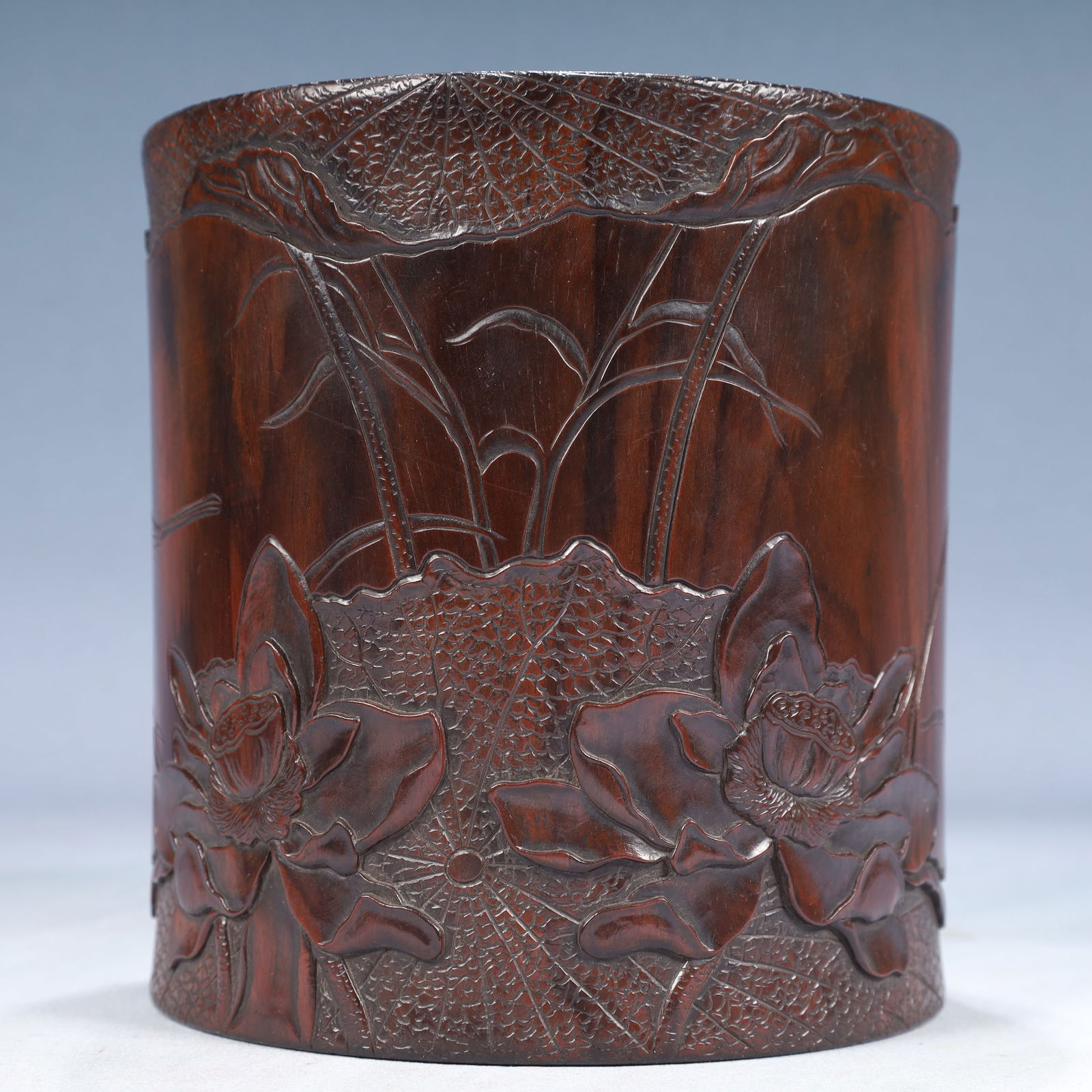 An Exquisite Zitanwood Flower and Bird Pattern Brush Pot: An Exquisite Zitanwood Flower and Bird Pattern Brush Pot,Qing Dynasty, China,Size:6.7inx6.9in,Weight:1150g 