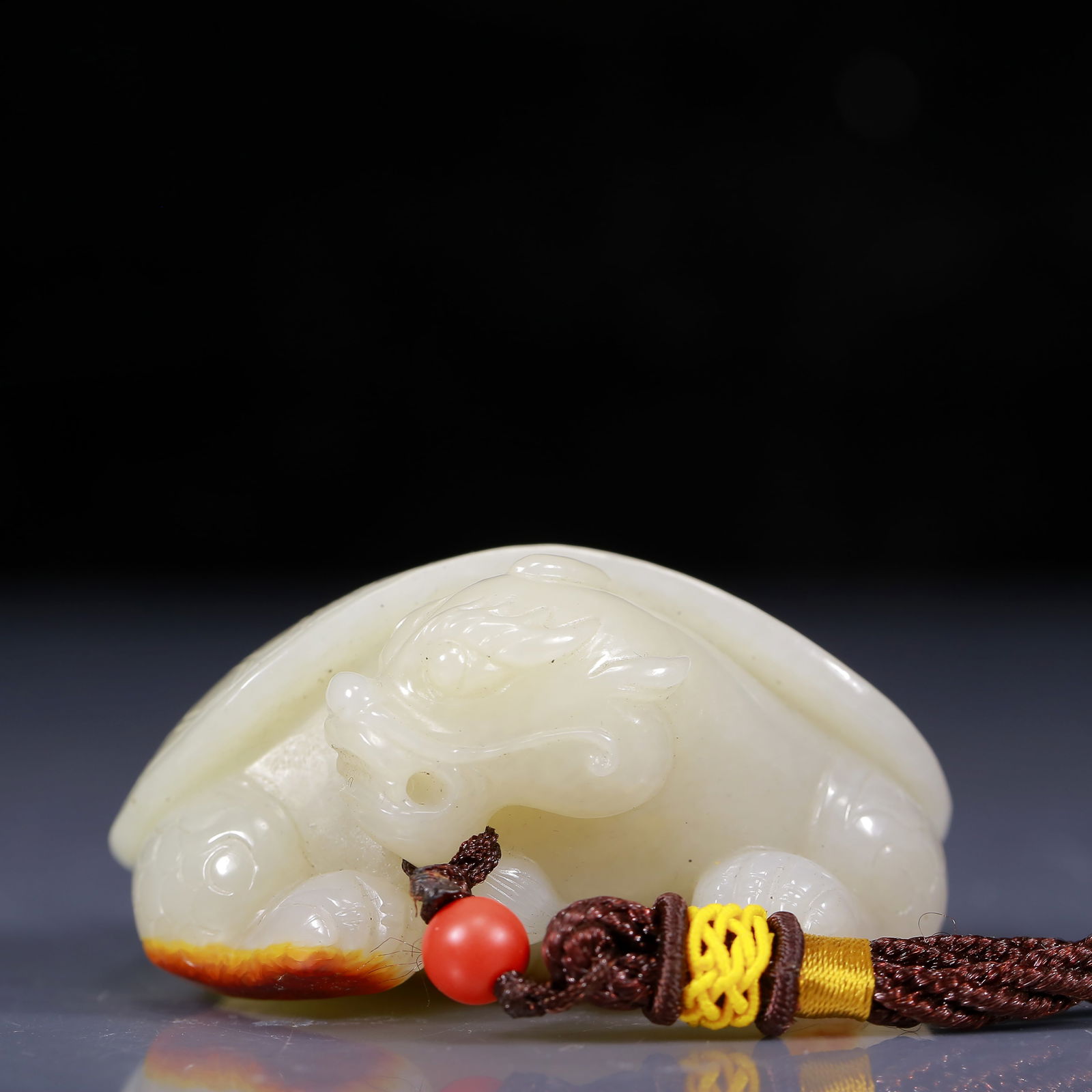 An Exquisite White Jade Dragon Turtle Pattern Pendant - 5
