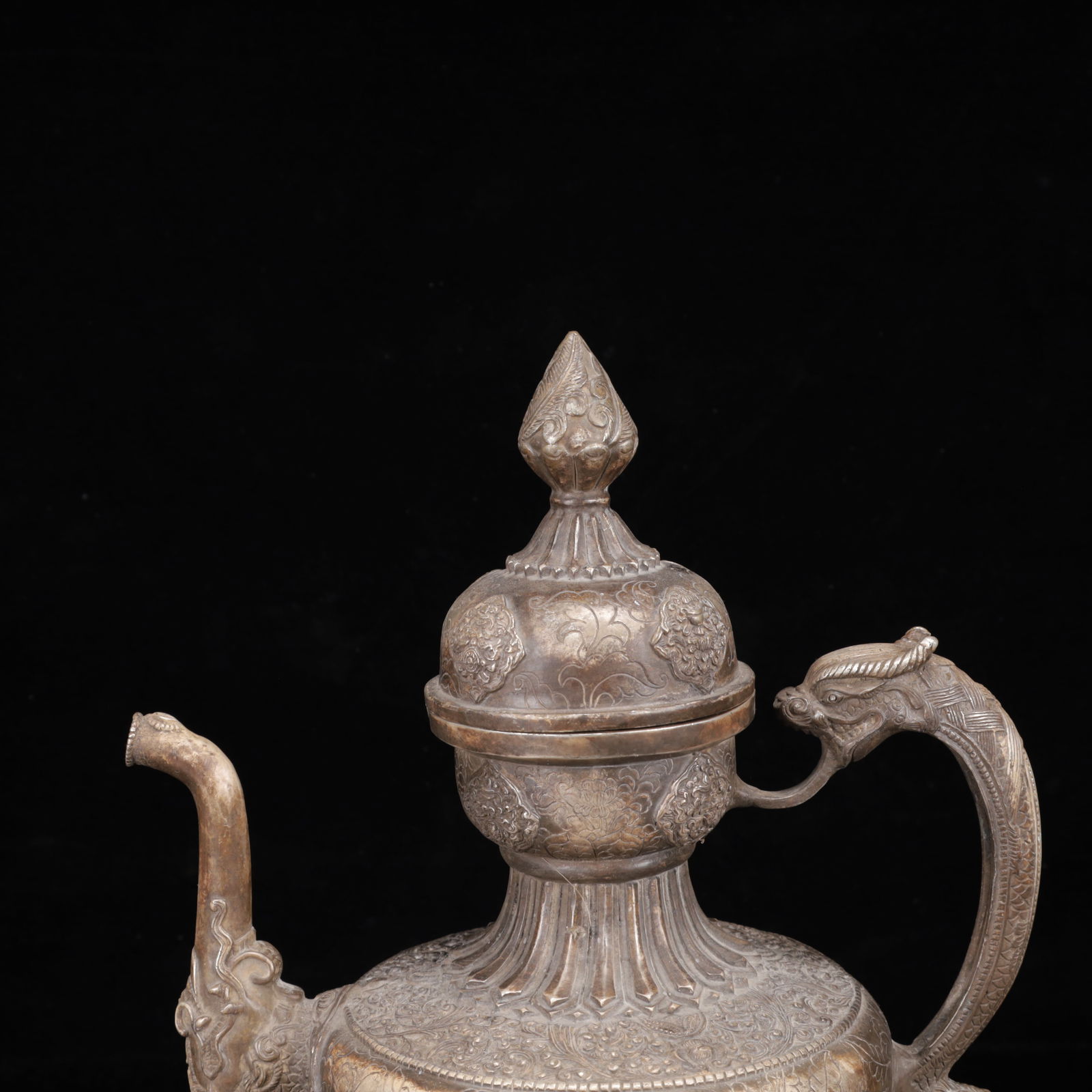 An Exquisite Silver Lotus Pattern Ewer - 2