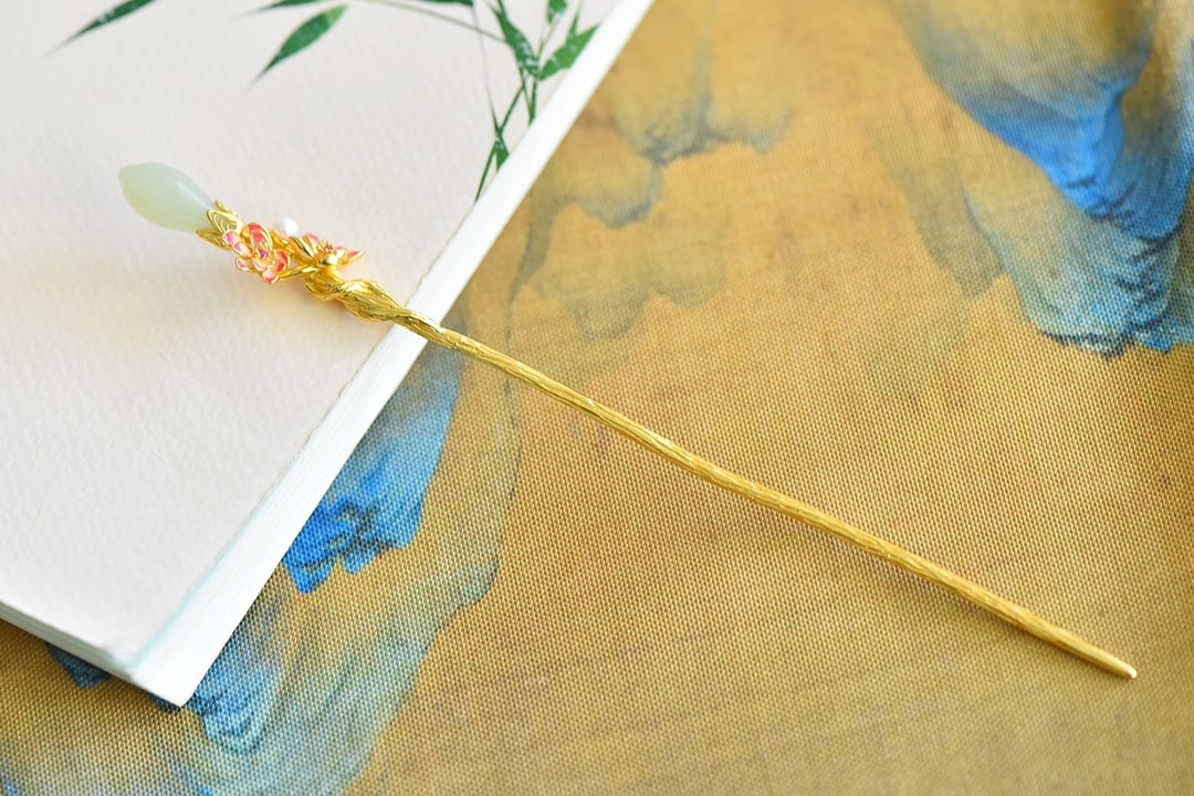 An Exquisite Sterling Silver-Gold Plated Inlaid White Jade Hairpin,Inlaid Pearl: An Exquisite Sterling Silver-Gold Plated Inlaid White Jade Hairpin,Inlaid Pearl 纯银镀金镶白玉发簪,嵌珍珠