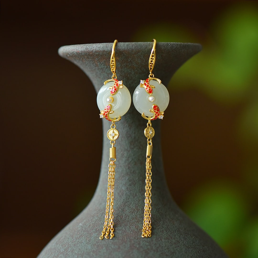 A Pair of Exquisite Sterling Silver-Gold Plated Inlaid White Jade Earrings,Inlaid Diamond: A Pair of Exquisite Sterling Silver-Gold Plated Inlaid White Jade Earrings,Inlaid Diamond,Size:0.6inx0.6in 一对纯银镀金镶白玉耳环,