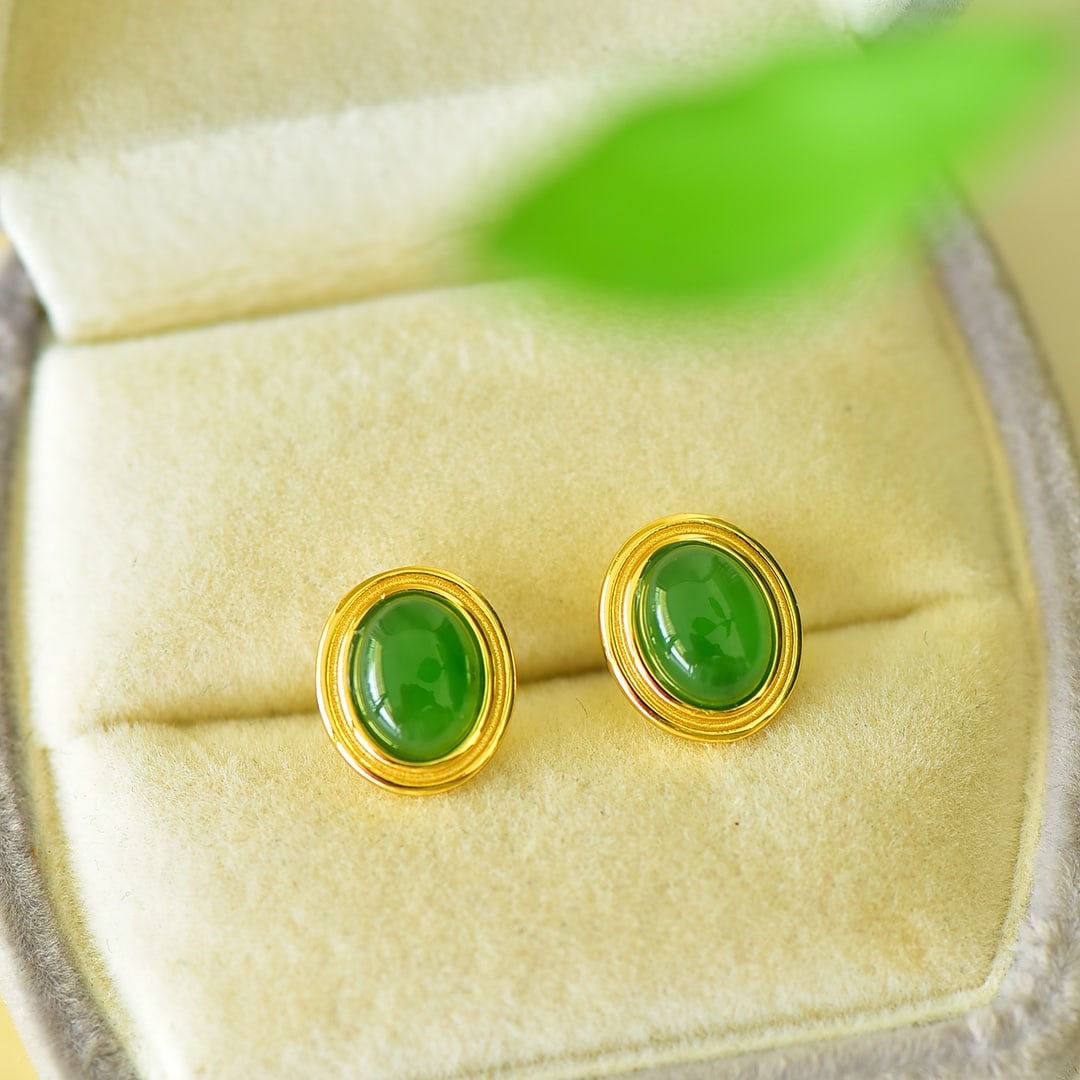 A Pair of Exquisite Sterling Silver-Gold Plated Inlaid Jasper Earrings (1 of 5)