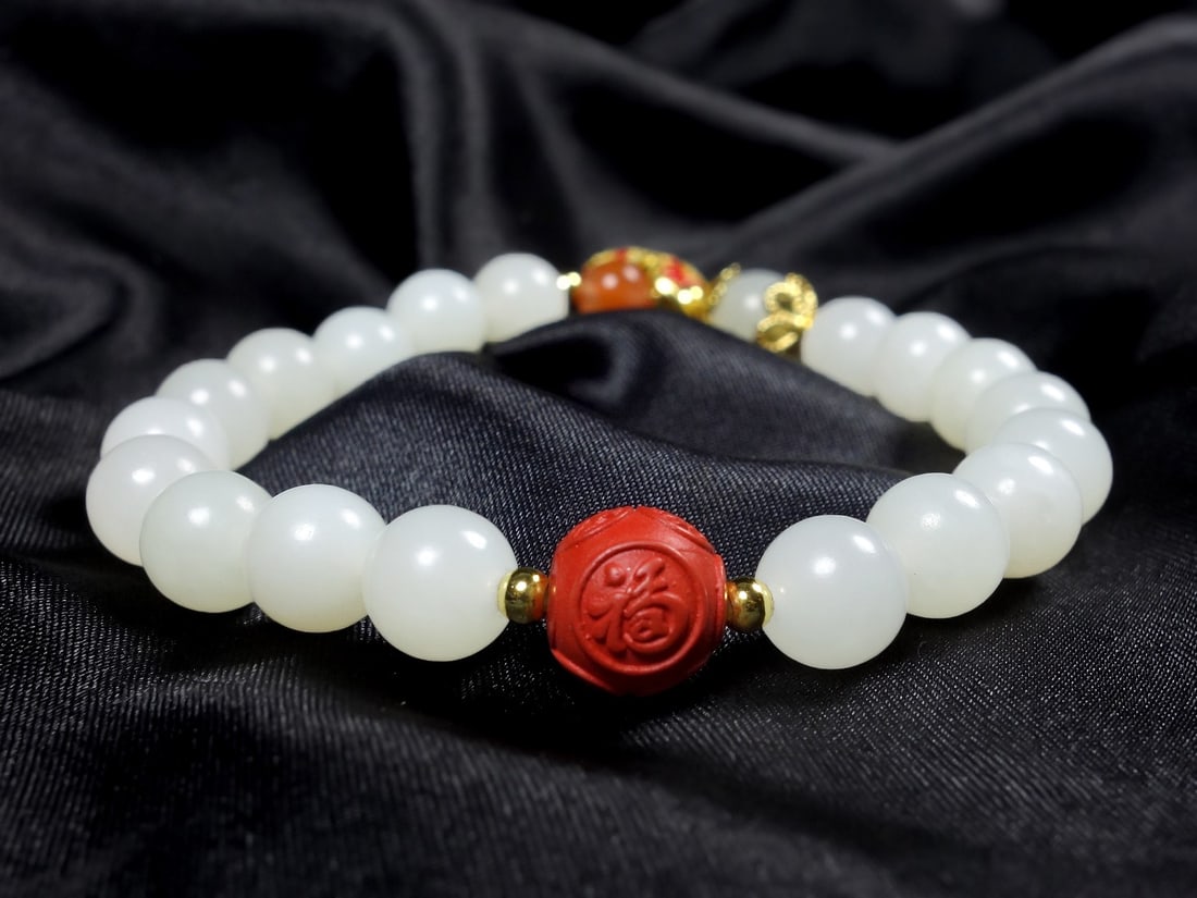 An Exquisite White Jade Bracelets - 4