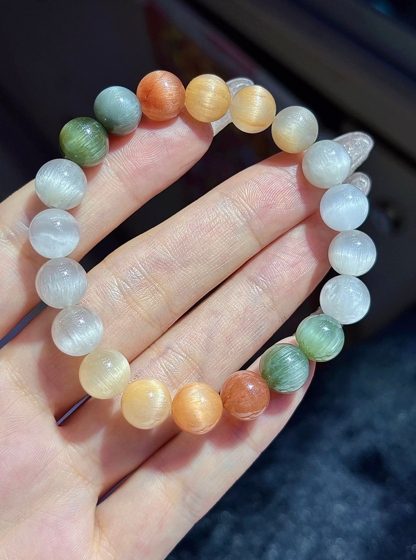 An Exquisite Crystal Bracelets: An Exquisite Crystal Bracelets,Size:0.4in Weight:23.9 g 水晶手串