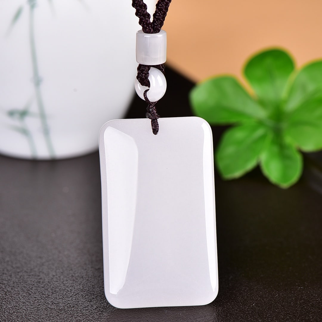 An Exquisite White Jade Pendant: An Exquisite White Jade Pendant,Size:1.2inx2in 白玉挂件