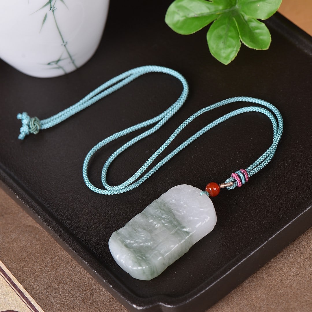 An Exquisite Jadeite Dragon Pattern Pendant - 2