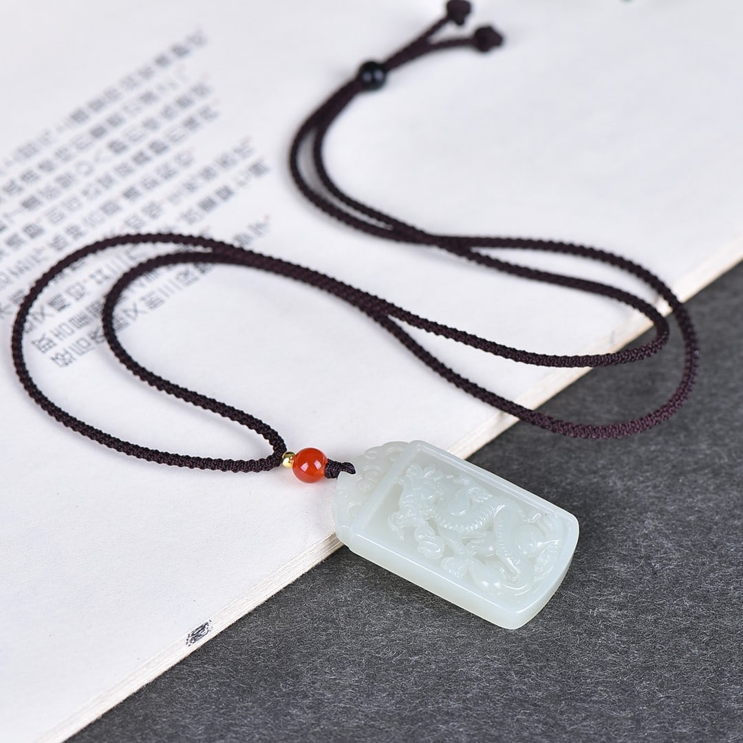 An Exquisite White Jade Dragon Pattern Pendant - 5