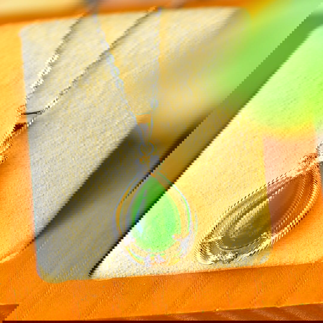 A Pair of Exquisite Sterling Silver Inlaid Jasper Necklace (1 of 5)