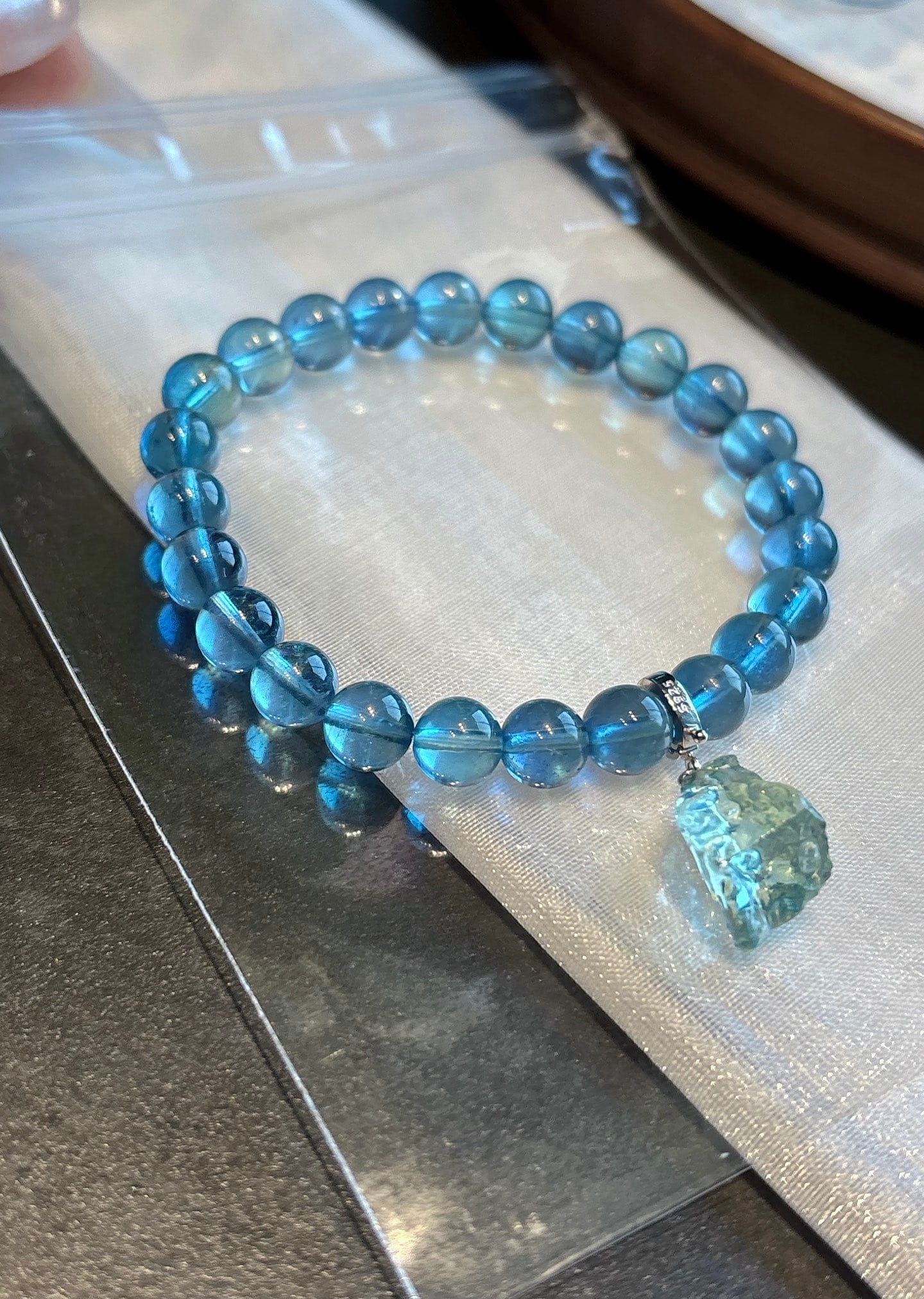 An Exquisite Aquamarine Bracelets - 3