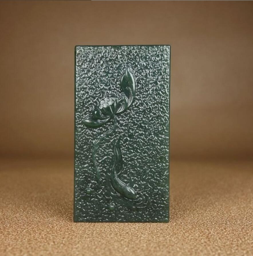 An Exquisite Cyan jade Flower and Fish Pattern Pendant: An Exquisite Cyan jade Flower and Fish Pattern Pendant 青玉花卉鱼纹挂件