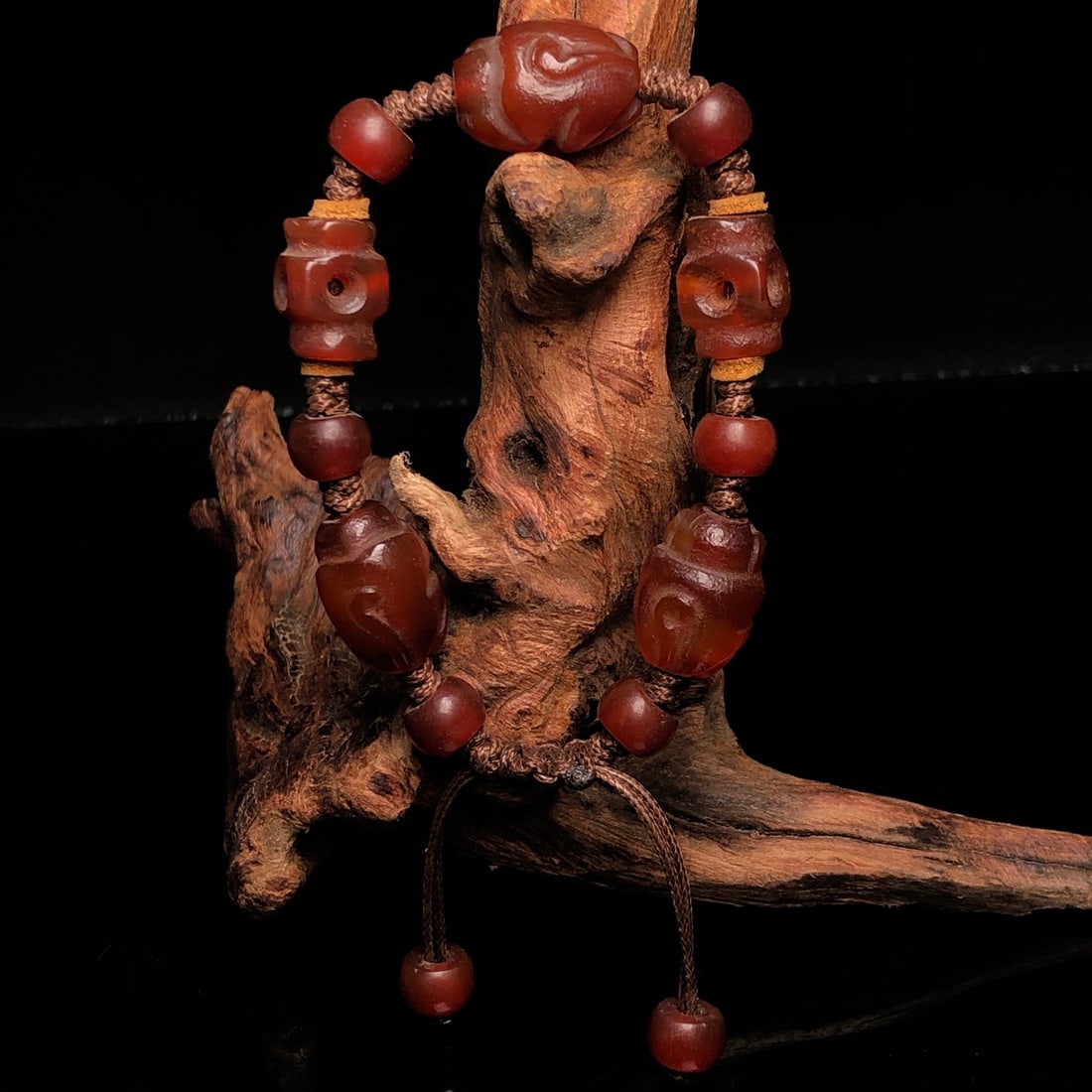 A Precious Agate Bracelets - 4