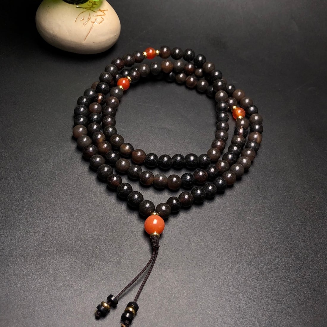 A Precious Agate Necklace - 2