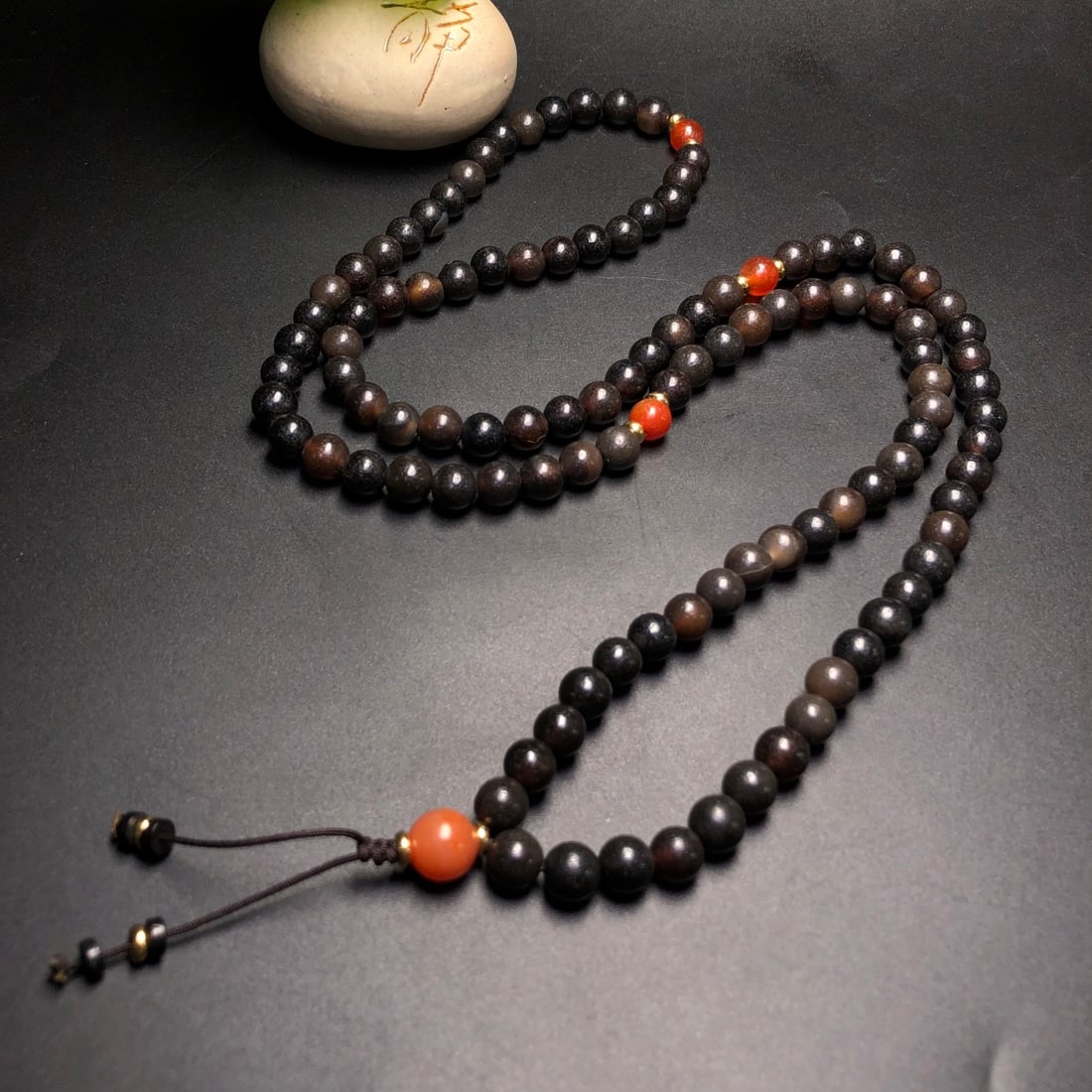 A Precious Agate Necklace - 3