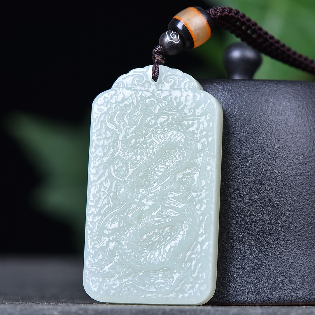An Exquisite White Jade Dragon Pattern Pendant - 3