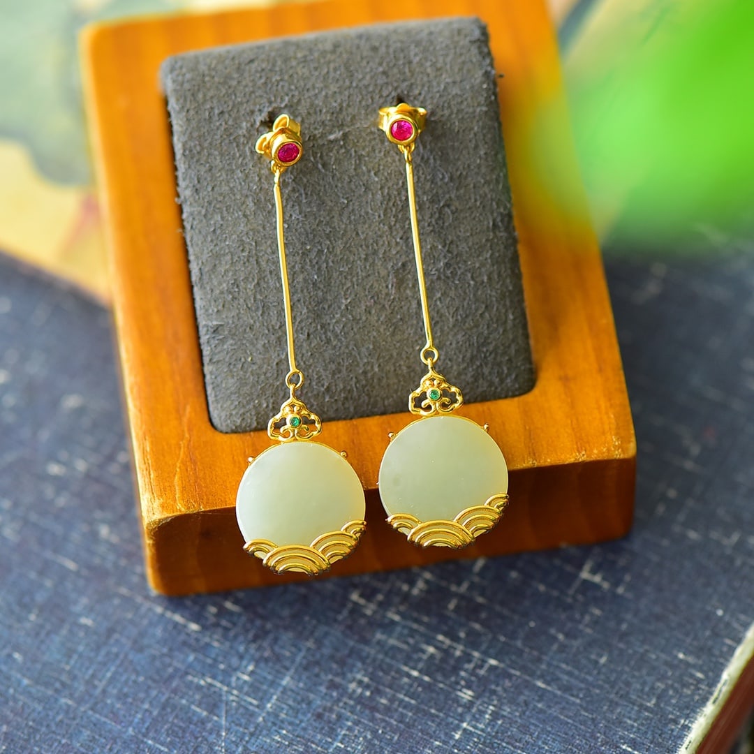 A Pair of Exquisite Sterling Silver-Gold Plated Inlaid White Jade Earrings: A Pair of Exquisite Sterling Silver-Gold Plated Inlaid White Jade Earrings,Size:0.6inx1.9in 一对纯银镀金镶白玉耳环