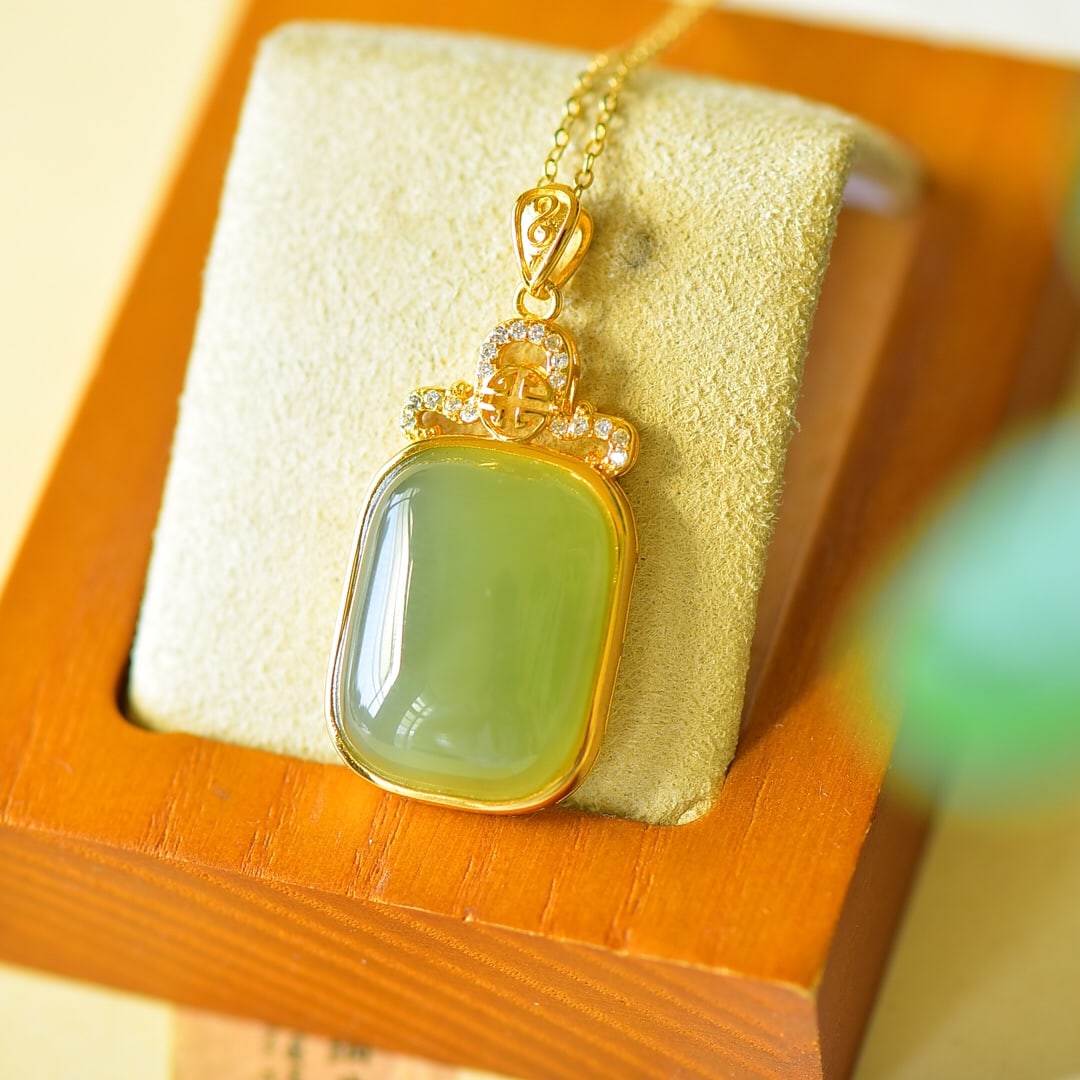 A Pair of Exquisite Sterling Silver-Gold Plated Inlaid Green Jade Necklace,Inlaid Diamond (1 of 1)