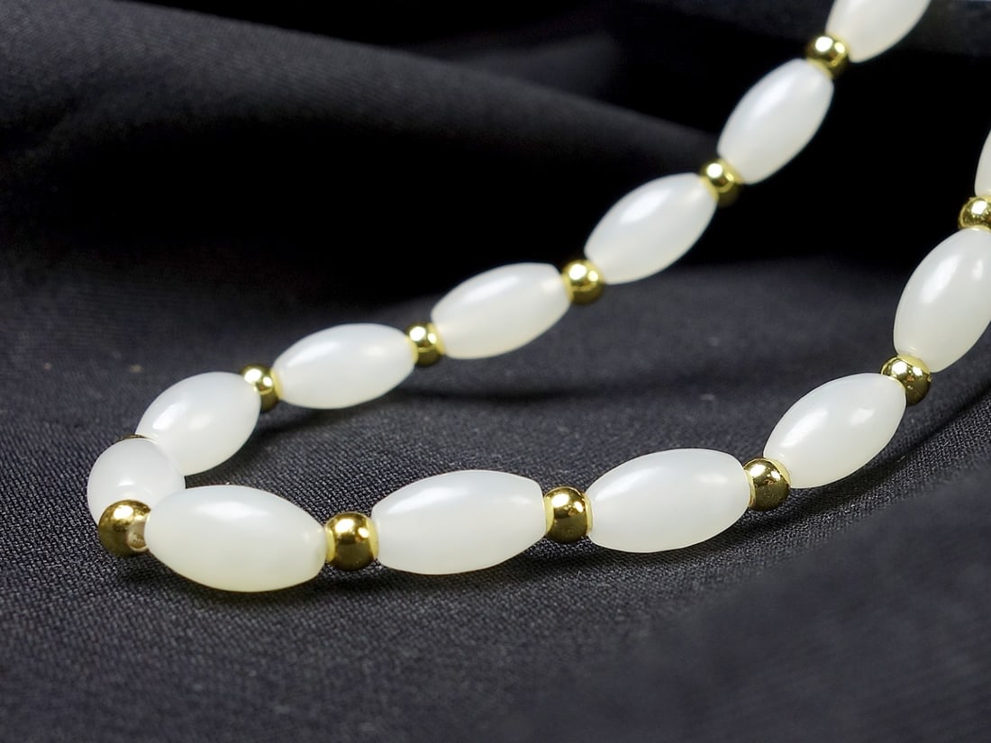 An Exquisite White Jade Bracelets - 5