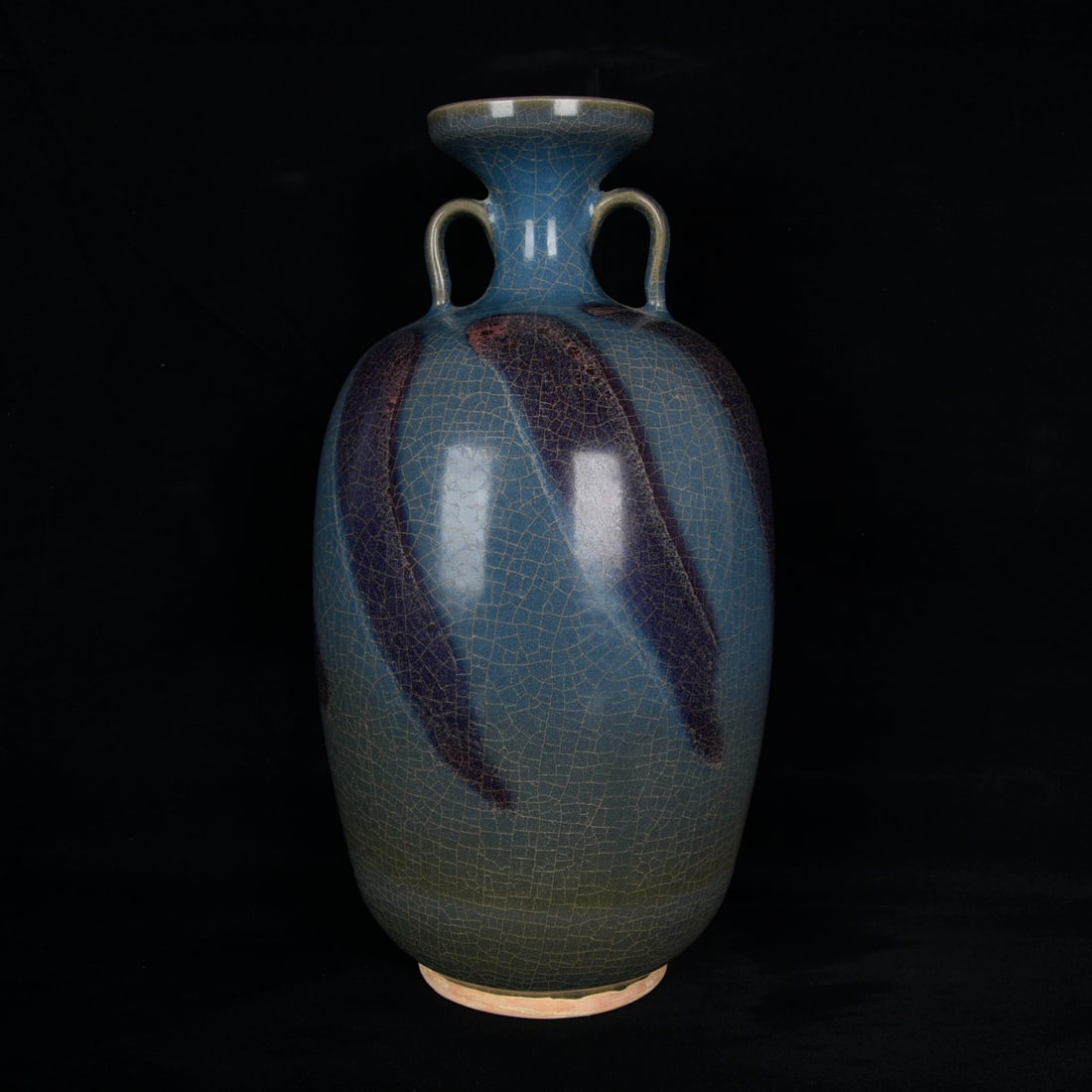 A Rare Jun yao Double-Ears Vase (1 of 9)