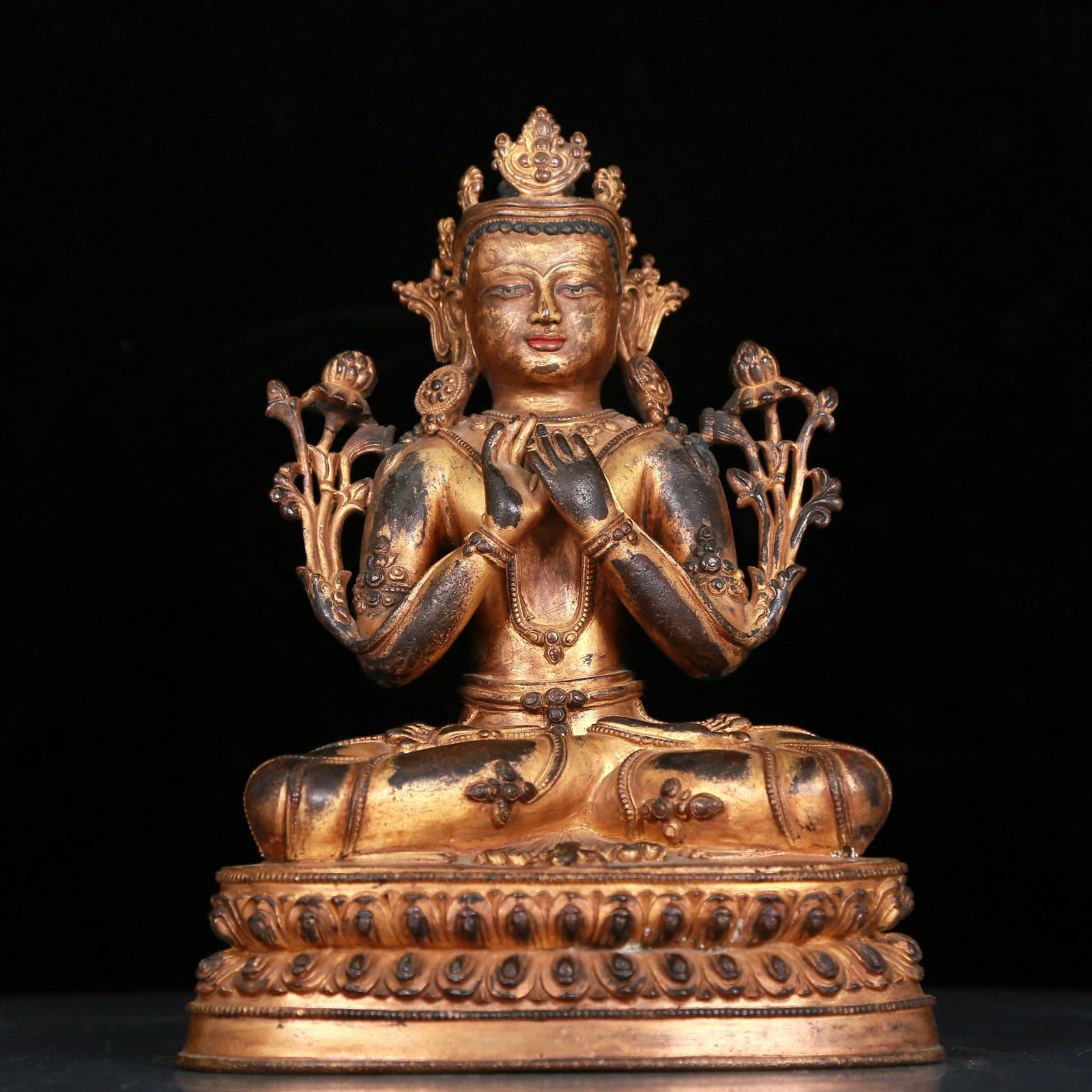 An Elaborate Gilt-Bronze Figure Of White Tara (1 of 11)