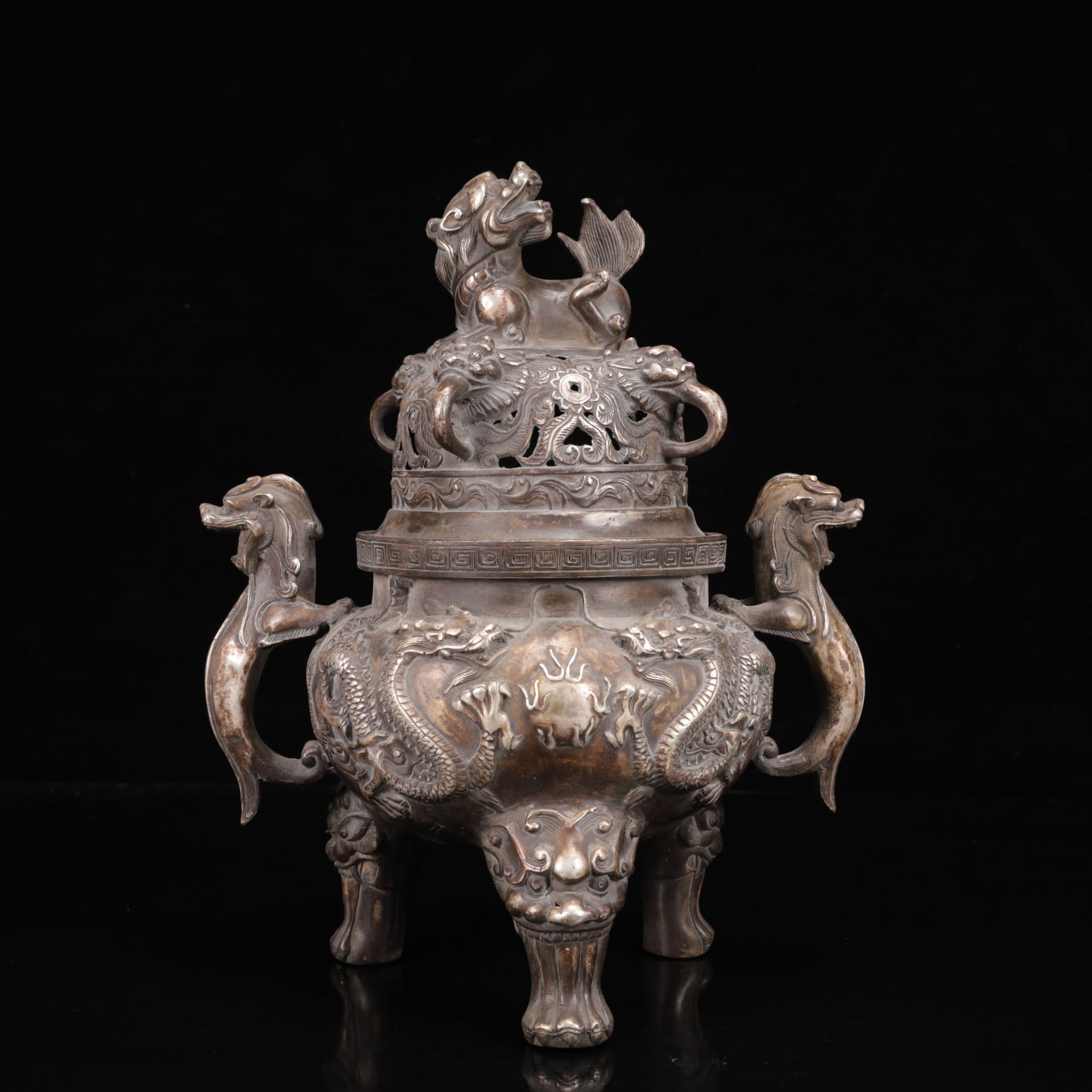 An Exquisite Silver Dragon Pattern Lion-Ears and Beast-Ears Auspicious Beast Censer (1 of 14)