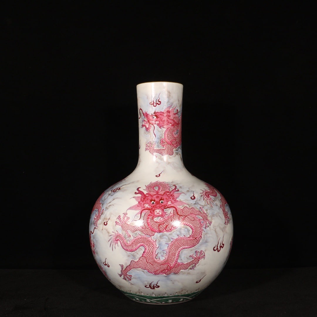 A Rare Ruby Red-Glazed Ink Color Painted Gold Seawater and Dragon Pattern Vase (1 of 9)