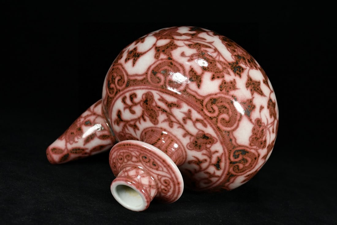 An Exquisite Underglaze-Red Lotus Pattern Ewer - 6