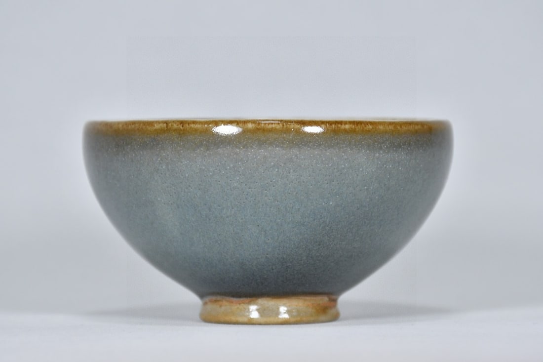 An Exquisite Jun yao Cup (1 of 9)